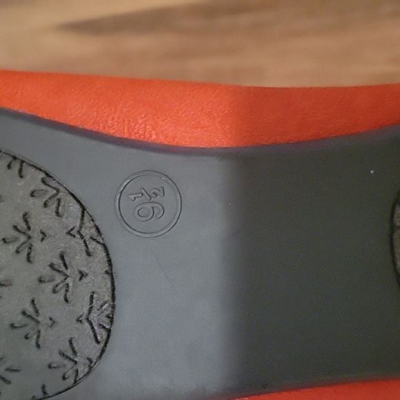 NEW Merona Red orange modern tassel loafer flats extra cushioning and support - Picture 11 of 11